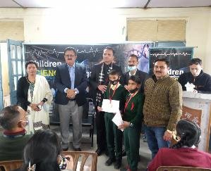 Dadlaghat: Two students of Panjpipalu school were honored