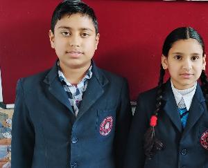 Adarsh ​​and Surbhi passed the entrance examination of Sainik School