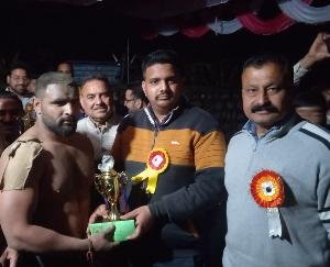 Army jawan Babbu won the riot of Lambagaon Kunjeshwar Mahadev fair