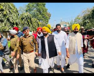 Channi and Sidhu backward, many ministers on the verge of defeat