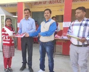 Organized safety and road safety awareness program at Sarayanj School