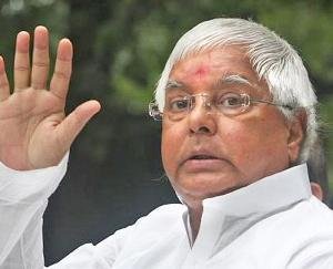 Lalu Yadav leaves from Ranchi to Delhi, RIMS doctors have referred him to AIIMS