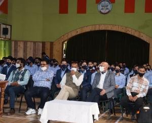 Students of Pinegrove School Subathu honored