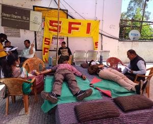 On Martyr's Day, Janwadi Naujawan Sabha organized a blood donation camp