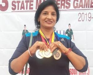 बिलासपुर की भारती दास ने जीते पांच मैडल, मास्टर गेम्स प्रतियोगिता में मनवाया हुनर का लोहा