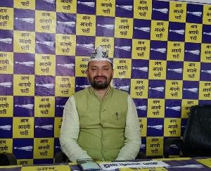  BJP-Congress worried over AAP's progress