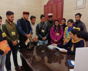 छात्रा उत्पीड़न मामले में एसपी से मिली बिलासपुर अभाविप