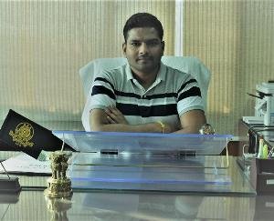 Nahan: Manesh Kumar took over as Additional Deputy Commissioner Sirmour