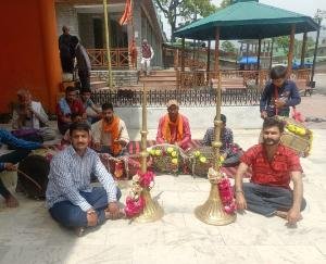  After the end of the Jatra, took a bath at the Markand pilgrimage site.