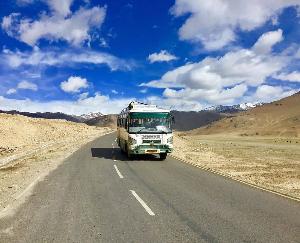  Himachal: Bus service restored on India's longest route Delhi-Leh