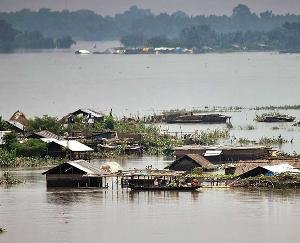  Flood situation in Assam very bad, lakhs affected