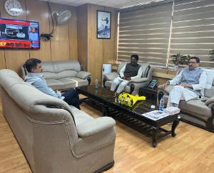  Meets Harsh Chauhan, Chairman of National Commission for Scheduled Tribes - Suresh Kashyap