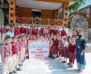 Children of DAV School Bharmour learned the tricks of yoga