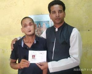 Ravindra Dogra took the initiative to collect money for Bunty's treatment