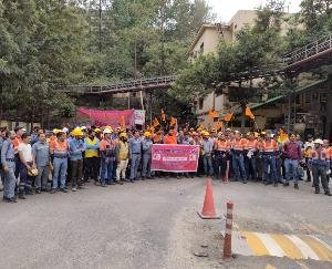 call of the labor federation, one day protest demonstration all over India