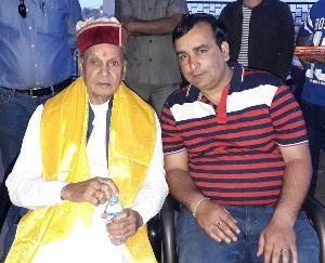 Membership given to Manoj Sharma Happy in the executive committee of BJP Mandal