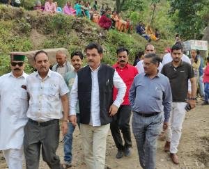 Bablu of Chandigarh won the big gardener in the wrestling fair