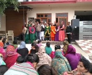 नुक्कड़ ‘छुणकुओ रा ब्याह’ से जगाई नशे के विरूद्ध अलख