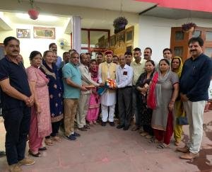 President Sunita took Dhumal's blessings before assuming the post of President