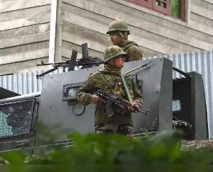 One terrorist killed, two soldiers injured during encounter in Jammu and Kashmir's Baramulla