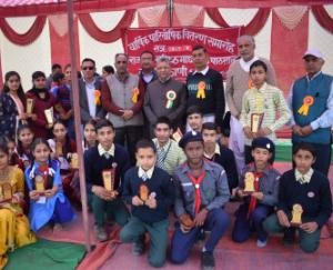 स्कूल में 10 लाख रूपए की लागत से बनाया जाएगा भव्य स्टेडियम : सुभाष ठाकुर
