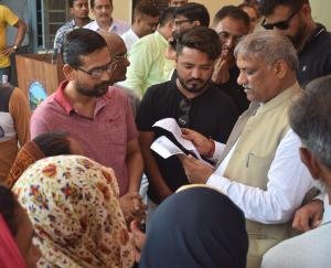 People of Ward-5 and 7 will get rid of dirt, construction of drain will be done with 4 crores - Sukhram Chaudhary