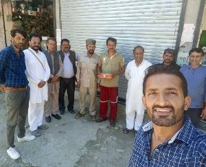 Most of the connectivity roads are closed in Pajhota, it is difficult to reach the crops to the mandis.