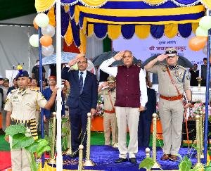 SIRMOUR :  जिला सिरमौर के सराहां में मुख्यमंत्री ने राज्य स्तरीय स्वतंत्रता दिवस समारोह की अध्यक्षता की