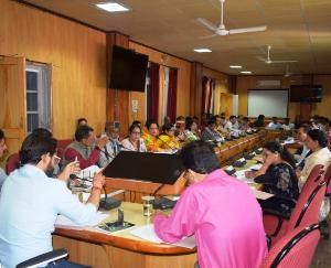 Discussion on the issues of electricity, water, road and transport held in the Zilla Parishad meeting