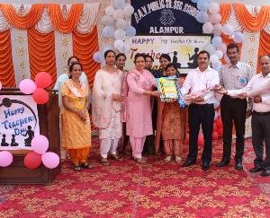 Teacher's Day celebrated in DAV School Alampur