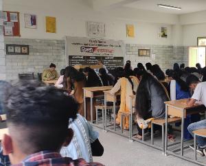 Hindi fortnight started in Haripur Manali School