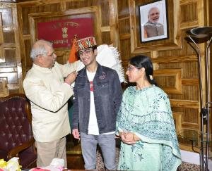Governor honored NEET topper at Raj Bhavan