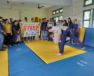 Voter awareness campaign celebrated in college