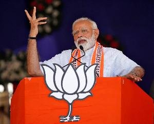 Today PM Modi will address 4 public meetings in Gujarat