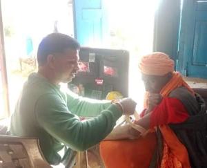 Health check-up of 60 people in the medical camp organized in Ladhyani