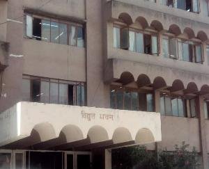 Shimla: Action has been initiated against officers and employees who are negligent in recovering electricity bills.