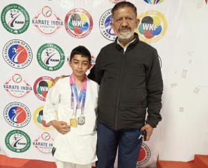 Hardik Sharma left for Delhi to participate in National Sub-Junior Karate Competition