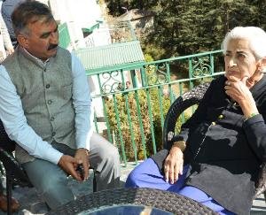 Chief Minister Sukhwinder Singh Sukhu met Vidya Stokes