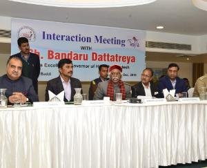राज्यपाल ने बद्दी-बरोटीवाला-नालागढ़ उद्योग संघ के प्रतिनिधियों से चर्चा की