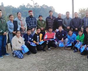 Junior Kayaking and Canoeing Himachal team leaves for Bhopal for national competition