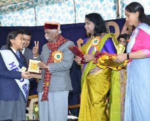      Governor presides over Annual Day Function of Baddi International School