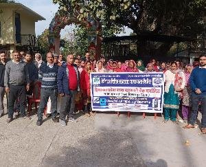 Information about financial digital transactions given in the financial literacy camp - Rajendra Thakur