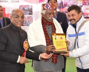 राज्यपाल ने किया जिला स्तरीय रेडक्राॅस मेले का उद्घाटन