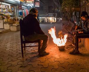 India in the grip of cold, cold wave alert issued