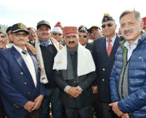 The simplicity of Chief Minister Thakur Sukhwinder Singh Sukhu is going straight into the hearts of the people