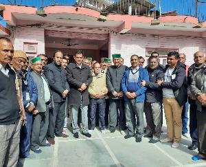 Hand to hand couples journey started on the lines of Bharat Jodo