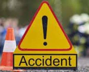 Vehicle hit a person at Dehra Tehsil Chowk, injured