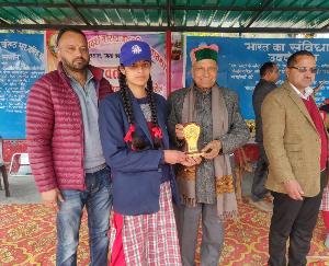 Providing the best facilities in educational institutions is the priority of the government - Kishori Lal