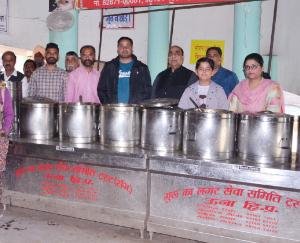  On the birthday of Raghav Ranjan, director of MRC Group, Guru ka Langar cooperated