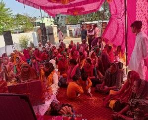 The- fifth- annual -Bhandara- was- organized- at- Narvdeshwar- Maharaj -Temple -in -Sohda.